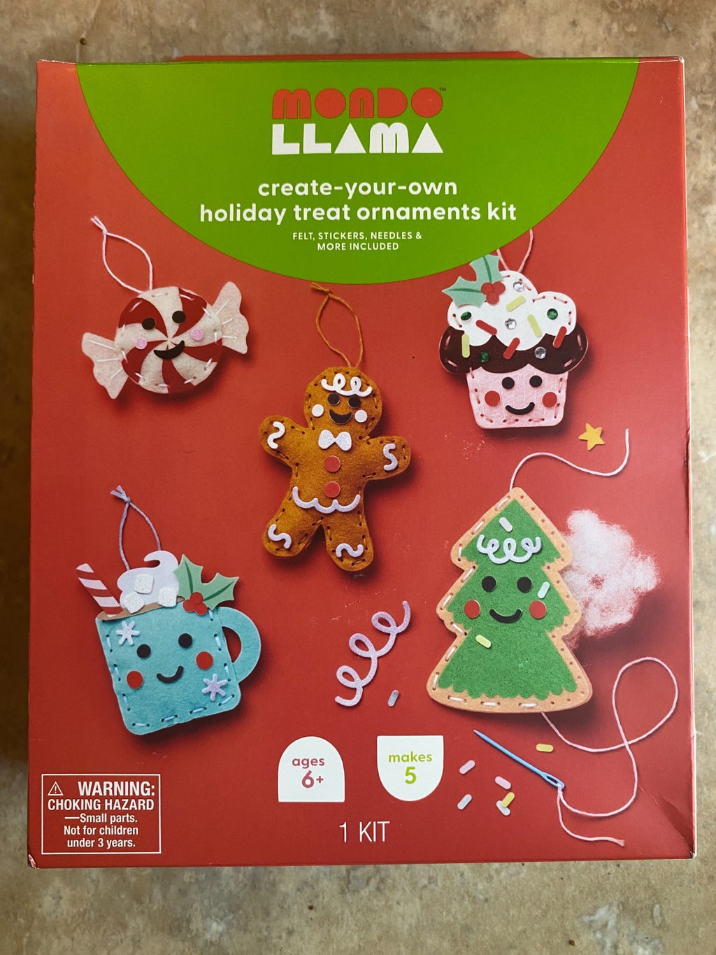 Christmas Mondo Llama Create-Your-Own Holiday Treat Ornaments Kit (Makes 5)
