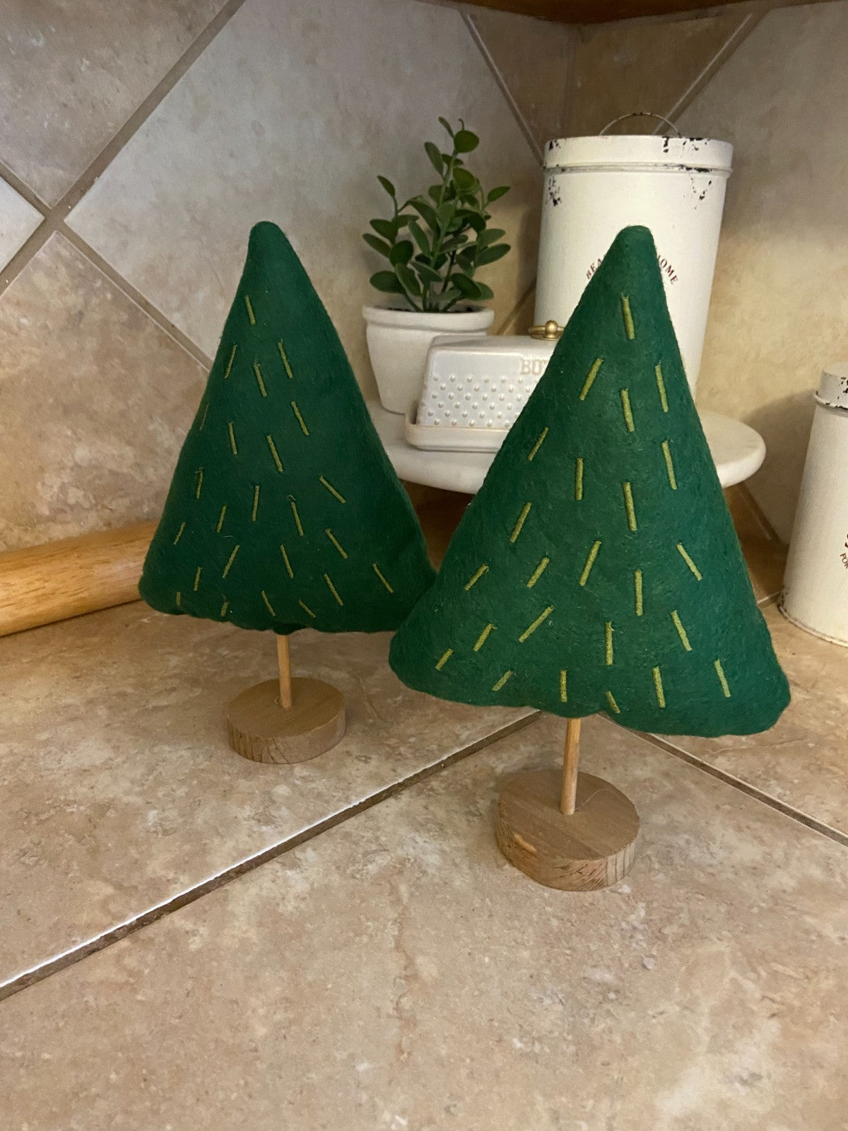 Wondershop 10" Felt Fabric & Wood Christmas Tree Figurine Green (SET OF 2)