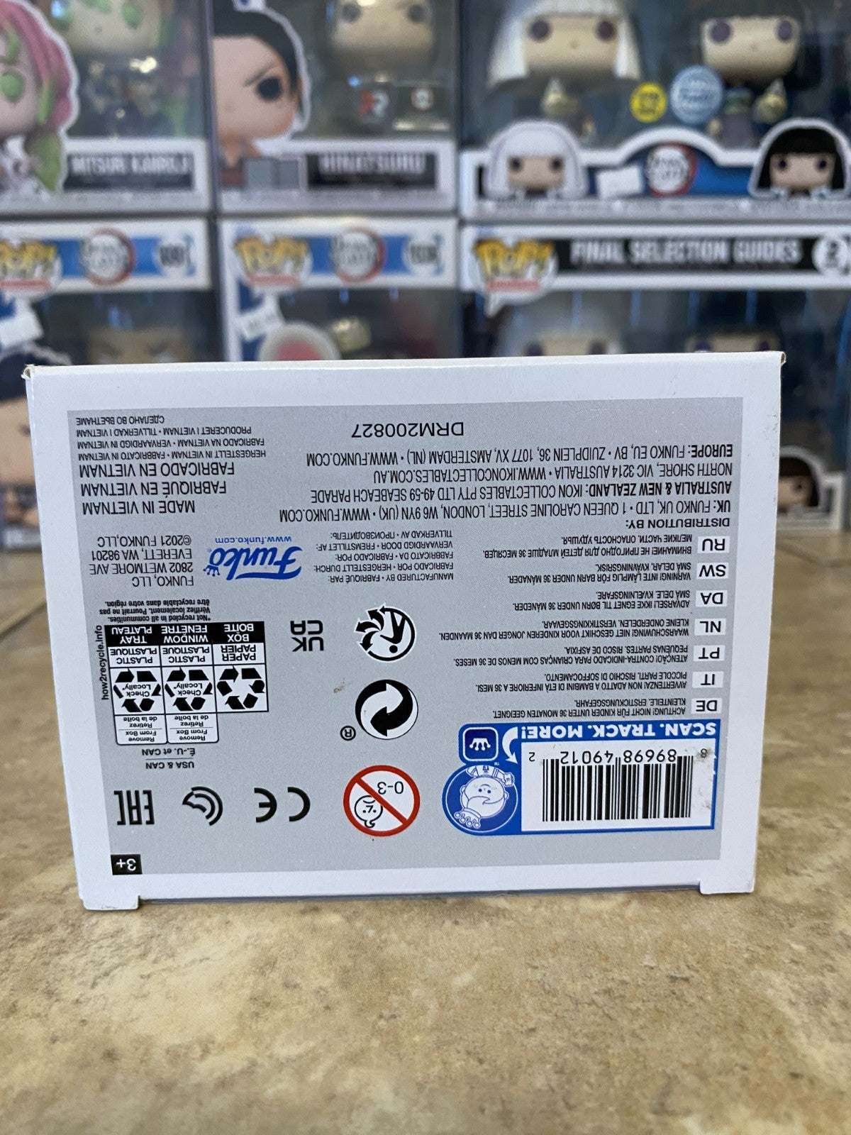 Funko Pop! Demon Slayer #869 Zenitsu Agatsuma w/Box Protector