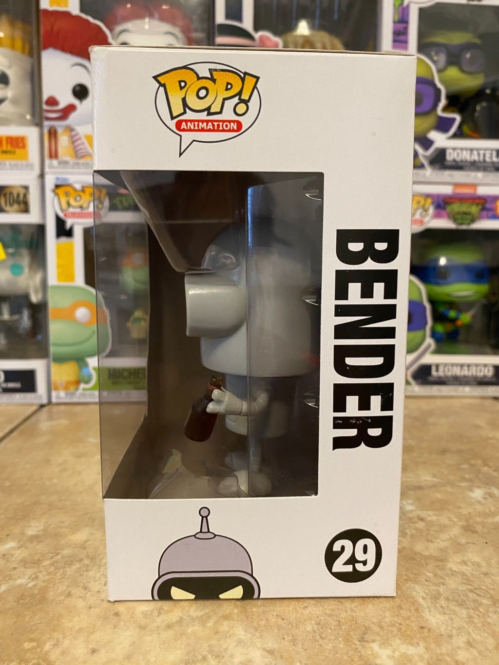 Funko Pop! Vinyl: Futurama - Bender #29 w Protector