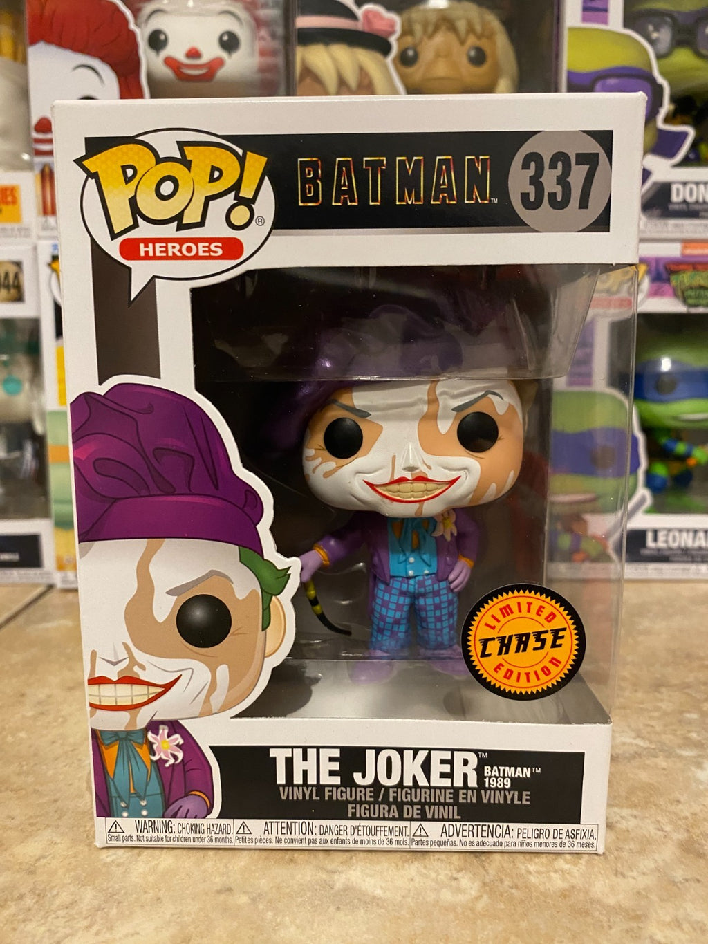 Funko Pop! Vinyl: DC Universe - The Joker Batman 1989 (Chase) #337 w Protector