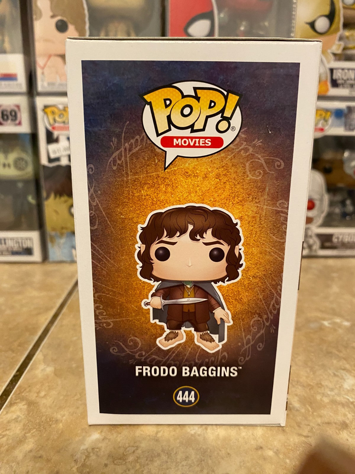 Funko Pop! FRODO BAGGINS (Glow Chase) - The Lord of the Rings - 444 w Protector