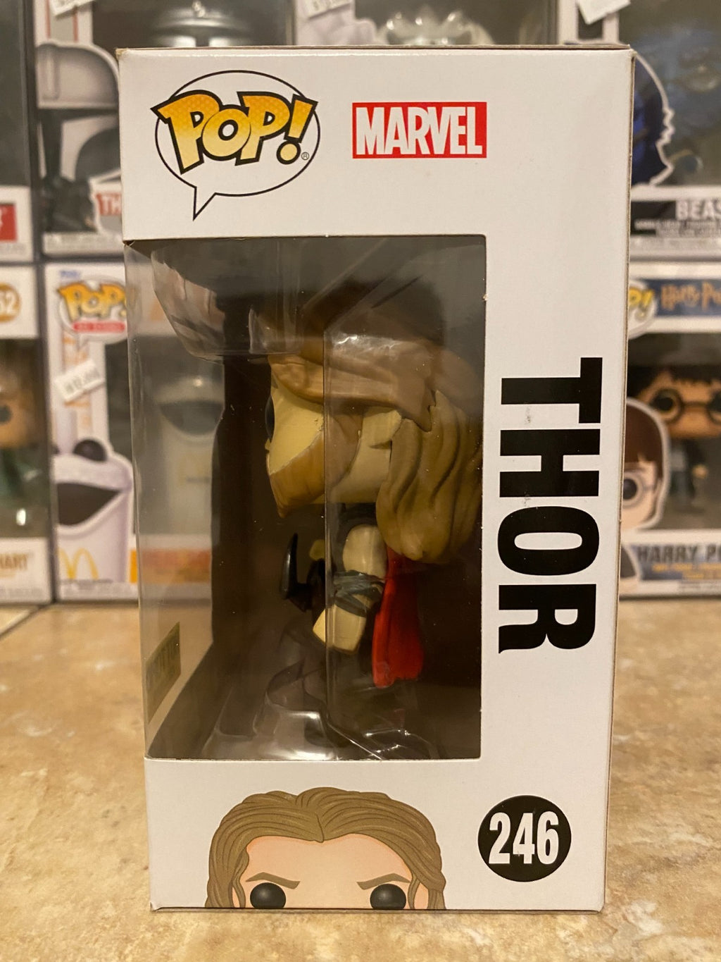 Funko Pop! Marvel - Thor (Roadworn Hero) - Hot Topic (Exclusive) 246 w Protector