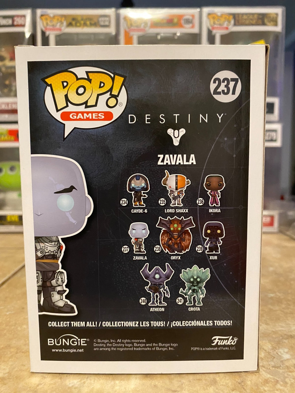 Funko Pop! Vinyl: Destiny - Commander Zavala #237 w Protector