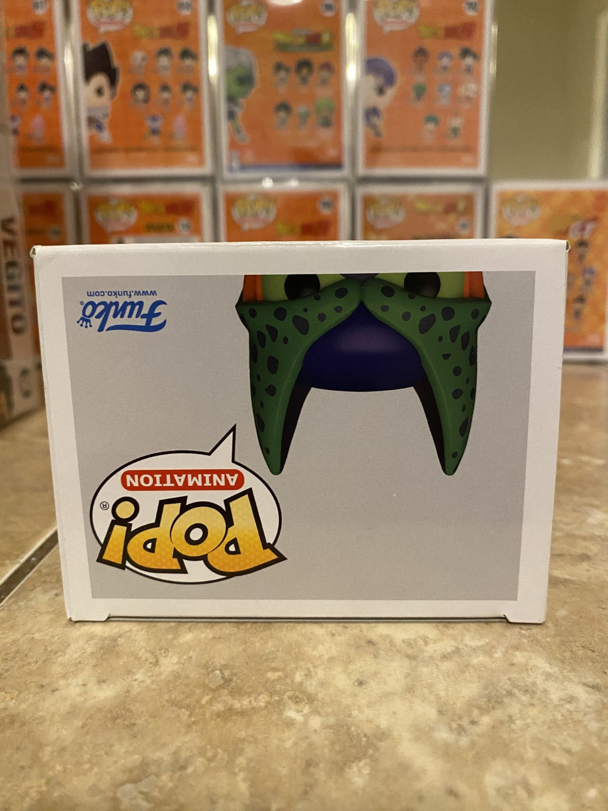 Funko Pop! Animation: Dragon Ball Z #1227 Cell (2nd Form) w Protector