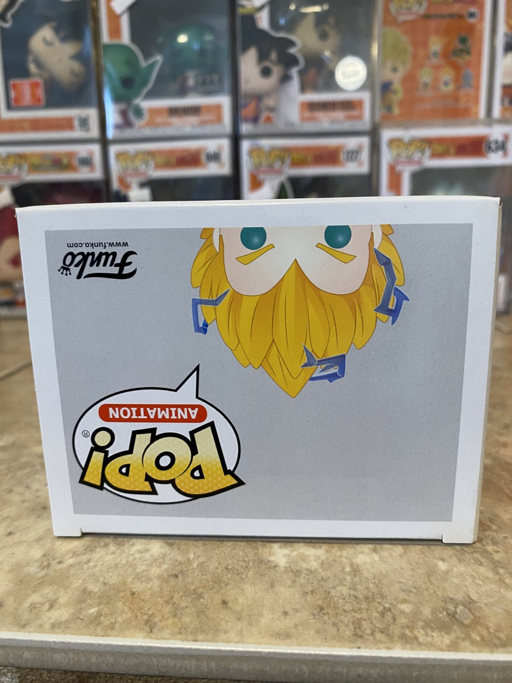 Funko Pop! Dragon Ball Z #709 Super Saiyan 2 Vegeta Exclusive w Protector