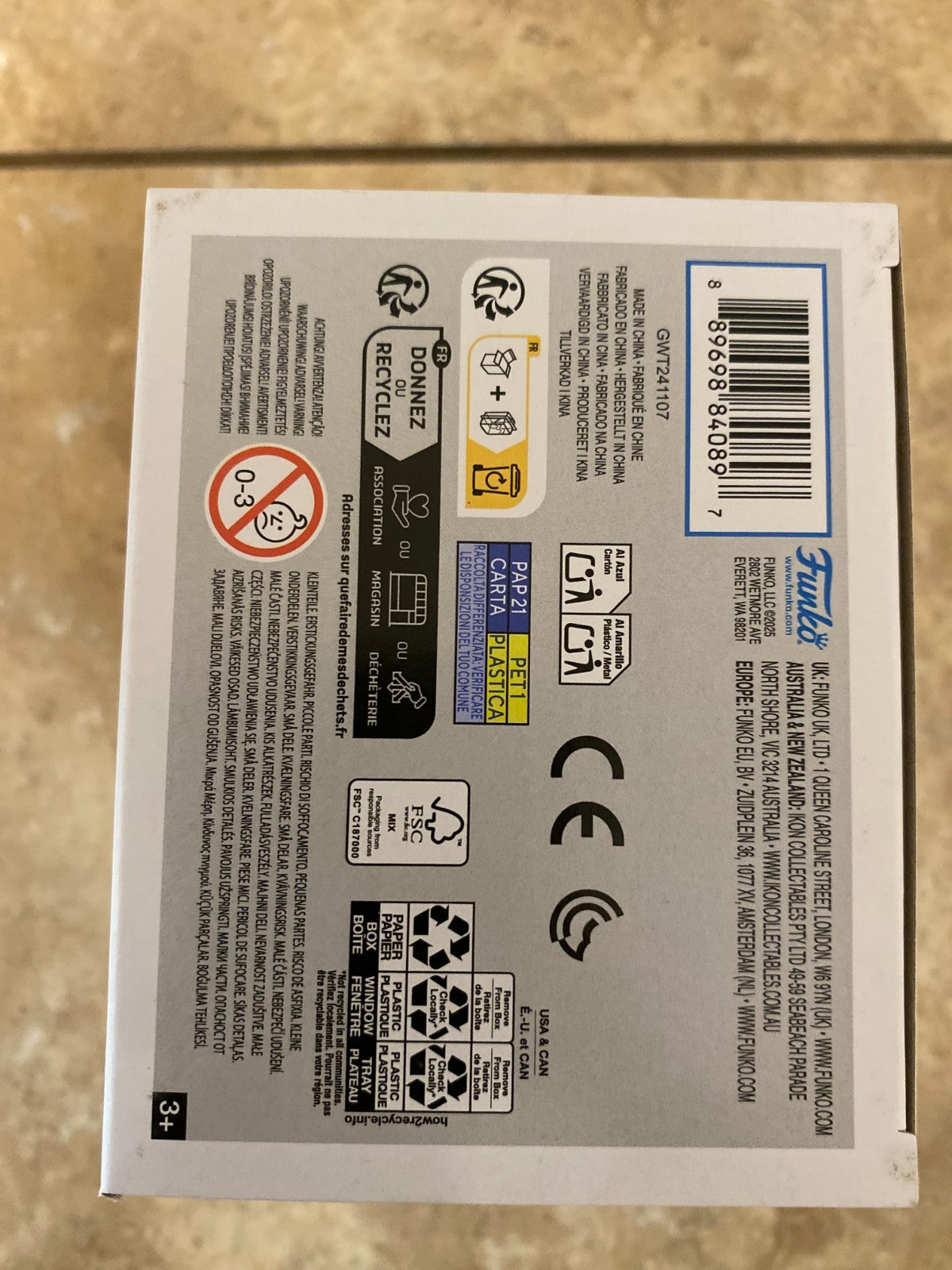 Funko Pop! Luffy Gear Five (Violet Eyes) (Pearlescent) Rare Pop w Protector