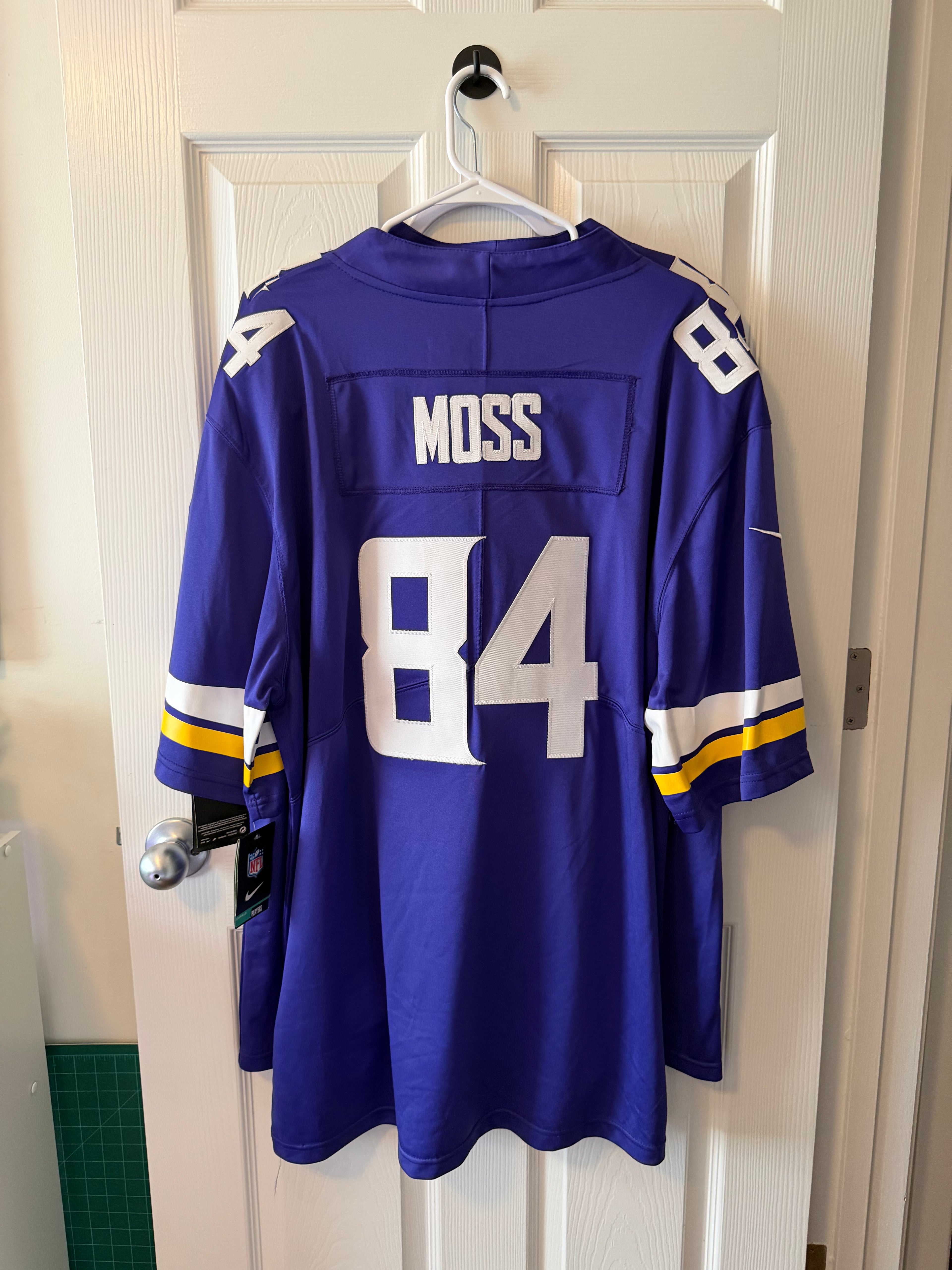 Vintage Minnesota Vikings #84 Randy Moss (Stitched/Adult) Jersey