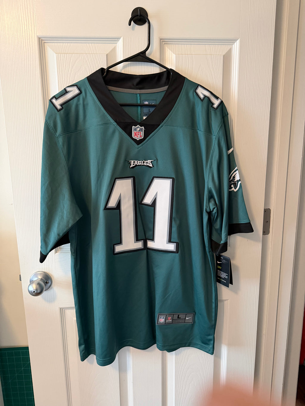 Vintage Philadelphia Eagles #11 A.J. Brown (Stitched/Adult Large) Jersey